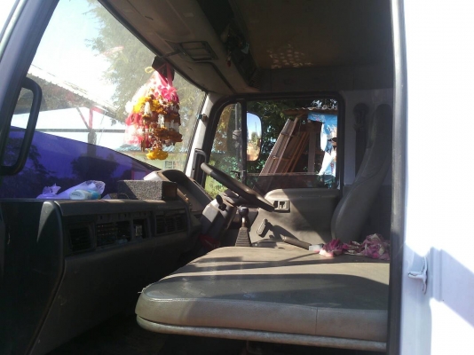 หกล้อ ฮีโน่ FC4J150ปี45 ยาง8.25 ช่วงยาว5.50ม สภาพดีสวยพร้อมใช้ ทะเบียนพร้อมโอน หกล้อ ฮีโน่ FC4J150ปี45 ยาง8.25 ช่วงยาว5.50ม สภาพดีสวยพร้อมใช้ ทะเบียนพร้อมโอน