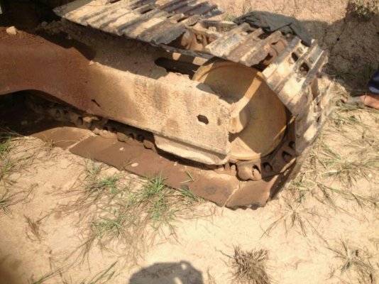 ขาย335,000 รถแบคโฮKOMATSU pc200-3 คอนโทรลสั้น เครื่อง 6D15 เล่มทะเบียน 090-772-3710 090-772-3708 ขาย335,000 รถแบคโฮKOMATSU pc200-3 คอนโทรลสั้น เครื่อง 6D15 เล่มทะเบียน 090-772-3710 090-772-3708