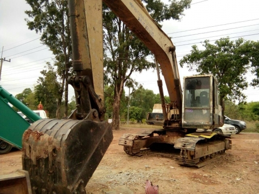 ขาย335,000 รถแบคโฮKOMATSU pc200-3 คอนโทรลสั้น เครื่อง 6D15 เล่มทะเบียน 090-772-3710 090-772-3708 ขาย335,000 รถแบคโฮKOMATSU pc200-3 คอนโทรลสั้น เครื่อง 6D15 เล่มทะเบียน 090-772-3710 090-772-3708