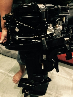 ขายเรือยางพร้อมเครื่อง15แรงเมอคิวรี