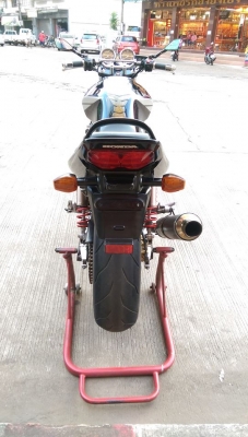 ขายคับ HONDA CB400 TECH3 ปี2005 กญแจชิฟ สีสวย ท่อแต่ง ไฟตาเพชร แฮนด์บาร์ กันล้ม กระจกแต่ง อินวอยส์ สรรพสามิตร ราคา 97500 บาท ส่งได้ทั่วไทยคับ สนใจติดต่อ 081-0578282 FACEBOOK ชาญณรงค์ ป๊อป ชัยอมฤต ไอดีไลน์ POPBIGBIKESAKON คับ สนใจรถสวย ถูก ดี ต้อง POP BIGB