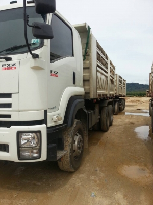 ขายรถ 10 ล้อ อีซูซุพ่วงแม่ลูก 3 คาน 360 แรง ปี 56 สภาพเดิมดี คัสซีสวย จัดแนนท์ได้ครับ สนใจติดต่อได้ที่ 081-9420141 , 081-5715326 ขายรถ 10 ล้อ อีซูซุพ่วงแม่ลูก 3 คาน 360 แรง ปี 56 สภาพเดิมดี คัสซีสวย จัดแนนท์ได้ครับ สนใจติดต่อได้ที่ 081-9420141 , 081-5715326