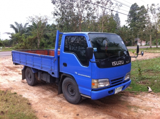 4ล้อisuzu ELF เครื่อง4JG2 100แรงม้าไม่ติดเวลา พร้อมใช้ ชุดโอนครบ