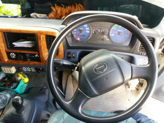 รถฮีโน่ 10 ล้อ ( ไม่ดั้ม )  FM1M  220 แรงม้า. ปี 48.   สนใจติดต่อ  081 - 6079515