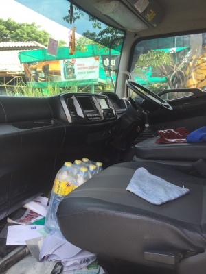 ขายดาวน์ 480,000บ ขายสด 1,090,000บ หกล้อ ฮีโน่ FC 9J150ปี56 ซีรี่500 บรรทุกน้ำมัน 8,000ลิต สภาพนางฟ้าสวยจัดเหมือนใหม่ วิ่งแค่ 60,000กม ทะเบียนพร้อมโอน