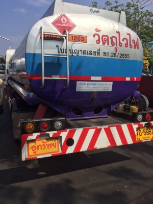 ขายดาวน์ 480,000บ ขายสด 1,090,000บ หกล้อ ฮีโน่ FC 9J150ปี56 ซีรี่500 บรรทุกน้ำมัน 8,000ลิต สภาพนางฟ้าสวยจัดเหมือนใหม่ วิ่งแค่ 60,000กม ทะเบียนพร้อมโอน