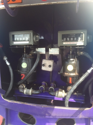 ขายดาวน์ 480,000บ ขายสด 1,090,000บ หกล้อ ฮีโน่ FC 9J150ปี56 ซีรี่500 บรรทุกน้ำมัน 8,000ลิต สภาพนางฟ้าสวยจัดเหมือนใหม่ วิ่งแค่ 60,000กม ทะเบียนพร้อมโอน