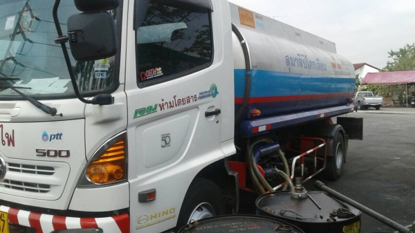 ขายดาวน์ 480,000บ ขายสด 1,090,000บ หกล้อ ฮีโน่ FC 9J150ปี56 ซีรี่500 บรรทุกน้ำมัน 8,000ลิต สภาพนางฟ้าสวยจัดเหมือนใหม่ วิ่งแค่ 60,000กม ทะเบียนพร้อมโอน