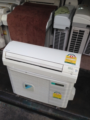 **** ขายแอร์ DAIKIN inverter 12500 BTU ตัวTOP ****