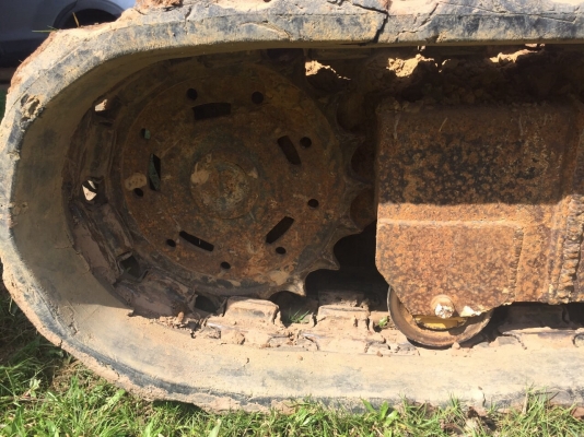 ขายรถแบคโฮ KOMATSU PC40-6 เครื่อง 36แรงม้า สภาพดี สนใจโทร 081-970-1072