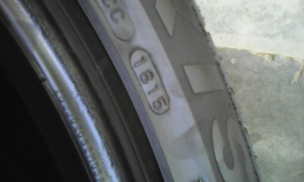 265/50R20 MAXXIS MARAUDER II ปี2015 ไม่มีปะ มี 1 เส้น tel.081-427-3941 ไิอดีไลน์ autobot107 265/50R20 MAXXIS MARAUDER II ปี2015 ไม่มีปะ มี 1 เส้น tel.081-427-3941 ไิอดีไลน์ autobot107