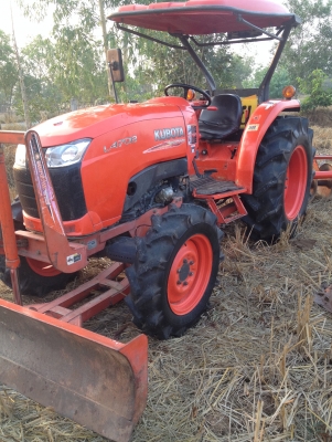 ขายรถไถ L4708 พร้อมผาน6/22 ตราช้าง สภาพสวยยางเต็ม4เส้นพร้อมใช้งาน