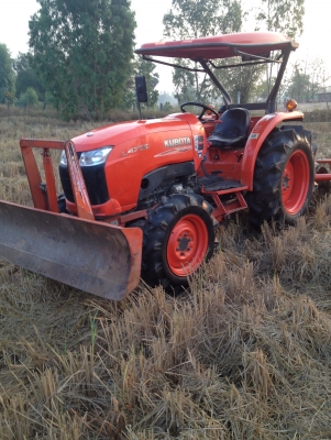 ขายรถไถ L4708 พร้อมผาน6/22 ตราช้าง สภาพสวยยางเต็ม4เส้นพร้อมใช้งาน