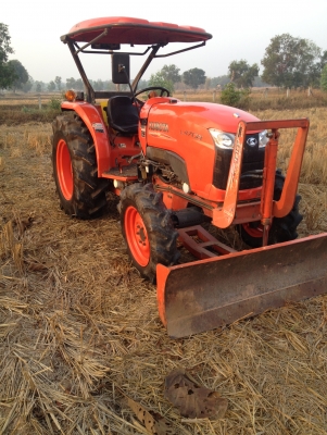 ขายรถไถ L4708 พร้อมผาน6/22 ตราช้าง สภาพสวยยางเต็ม4เส้นพร้อมใช้งาน