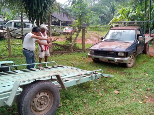 (ปิดการแล้วคับไปนาทวี)รถกระบะเลื่อนไม้ รถยังใช้งานได้