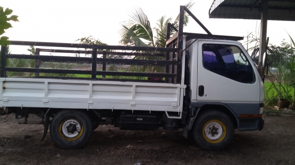 4 ล้อป้ายเล็กไม่ติดเวลา รถห้างแท้