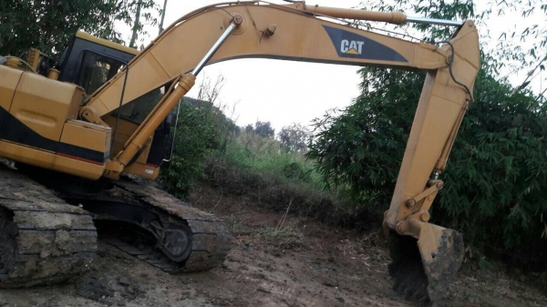 ขายครับ CAT 320 โลชั่นทู สวยๆพร้อมใช้ เครื่องดีเอวดี แอร์เย็น ช่วงล่างเต็ม ไฟฟ้าครบ เอกสารเล่มทะเบียน