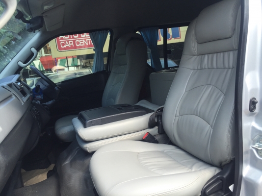 โทร0877758887 นางเบสท์รถตู้ท่าพระ ดีเซลปี12เกียMT