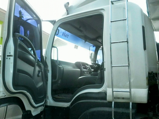 ขายรถ 10 ล้อ อีซูซุพ่วงแม่ลูก  3 คาน 360 แรง ปี 56 สภาพเดิมดี คัสซีสวย จัดแนนท์ได้ครับ สนใจติดต่อได้ที่  081-9420141 , 081-5715326