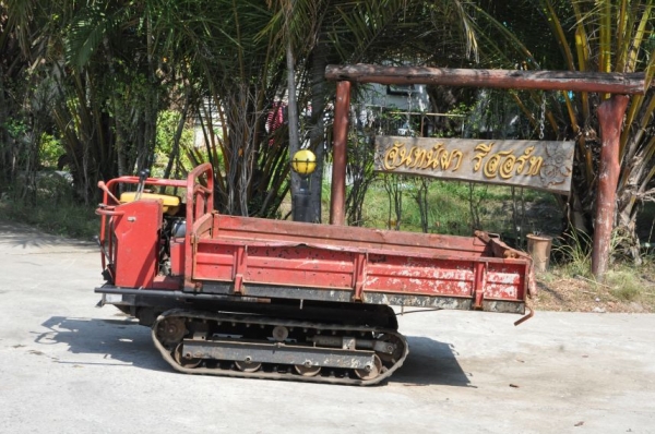 ขายรถบรรทุก ตีนตะขาบROBIN มีเกียร์ สภาพ เดิมญี่ปุ่น อะเนคประสงค์ 19,500เท่านั้น!!