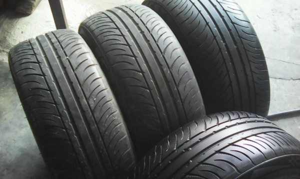 195/50R15 KUMHO ชุด 4 เส้น tel.081-427-3941 ไิอดีไลน์ autobot107 195/50R15 KUMHO ชุด 4 เส้น tel.081-427-3941 ไิอดีไลน์ autobot107