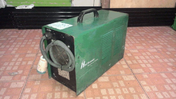 ขายด่วนตู้เชื่อมไฟฟ้าระบบอินเวอเตอร์ HiTronic ARC300