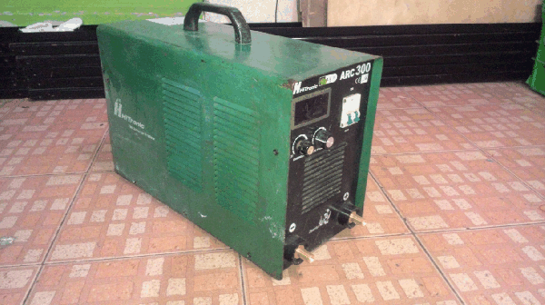 ขายด่วนตู้เชื่อมไฟฟ้าระบบอินเวอเตอร์ HiTronic ARC300