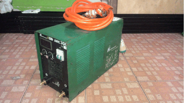 ขายด่วนตู้เชื่อมไฟฟ้าระบบอินเวอเตอร์ HiTronic ARC300