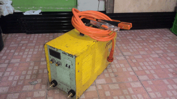 ขายด่วนตู้เชื่อมไฟฟ้าระบบอินเวอเตอร์ RILON ARC300