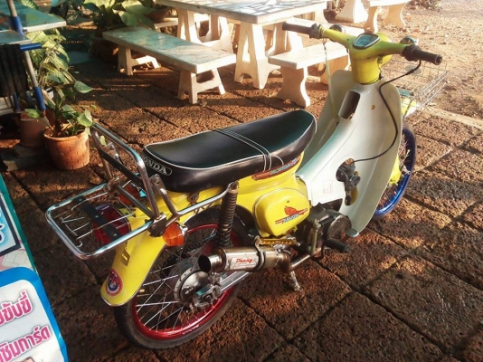 ขาย C70 เครื่องไทเกอร์125 คาบูเอ็นโปร(เเท้) ท่อเเดงสาย4 อาร์มเเต่ง ล้อ/ยางหน้า-หลังใหม่ๆ ราคาสุดคุ้ม ค่าตัว 7900 บาท