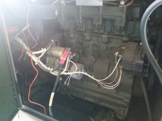 ขายเครื่องปั่น15kvaไฟนำเข้าอังกฤษดีเชล4สูบแข็งแกร่ง อึด เหมากองทัพ