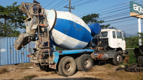 รถโม่6คิวzm-ek100