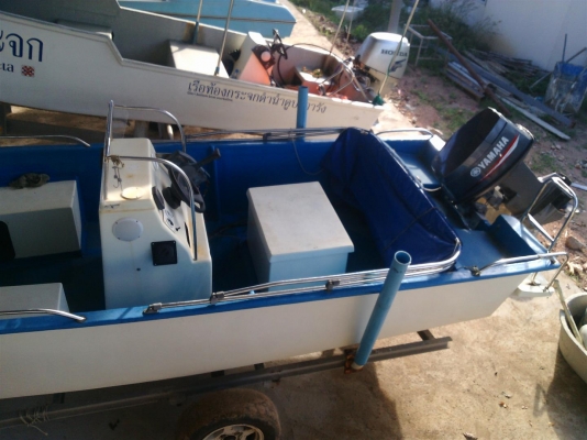 เรือไฟเบอร์ 18ฟุต เครื่องยามาฮ่า 40แรงม้า Trailerเหล็กชุบ ถังน้ำมัน 60ลิตร