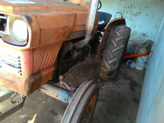 ขายรถไถ KUBOTA L2600 เพลาเดียว 26แรง เครื่องยนต์4สูบ ราคา 39,000 ขายรถไถ KUBOTA L2600 เพลาเดียว 26แรง เครื่องยนต์4สูบ ราคา 39,000