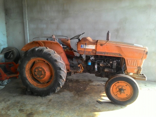 ขายรถไถ KUBOTA L2600 เพลาเดียว 26แรง เครื่องยนต์4สูบ ราคา 39,000 ขายรถไถ KUBOTA L2600 เพลาเดียว 26แรง เครื่องยนต์4สูบ ราคา 39,000