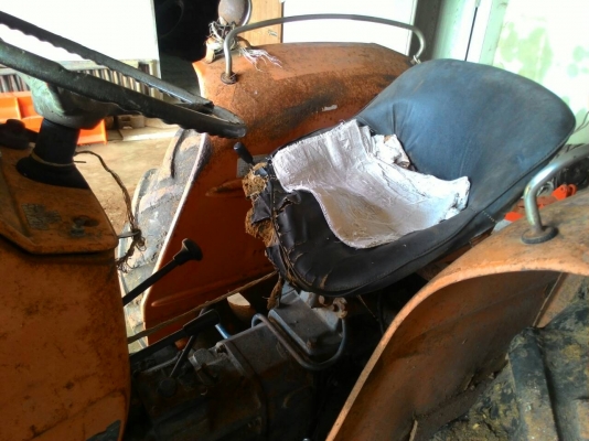 ขายรถไถ KUBOTA L2600 เพลาเดียว 26แรง เครื่องยนต์4สูบ ราคา 39,000 ขายรถไถ KUBOTA L2600 เพลาเดียว 26แรง เครื่องยนต์4สูบ ราคา 39,000