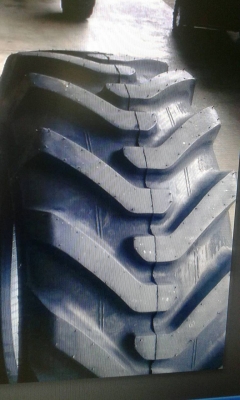 ยางรถตัก (ยางใหม่simex) 18.4 ขอบ 24 มาจาก มาเลย์..มาเลย์