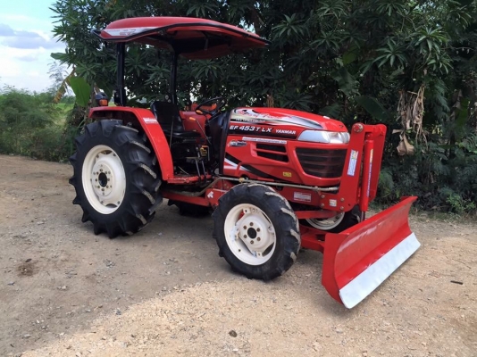 ขายรถไถยันม่าร์ EF453T LX พร้อมสวยมากๆ 90\% เครื่องแน่นๆพร้อมอุปกรณ์ดันหน้าและผานพรวน ขายรถไถยันม่าร์ EF453T LX พร้อมสวยมากๆ 90\% เครื่องแน่นๆพร้อมอุปกรณ์ดันหน้าและผานพรวน