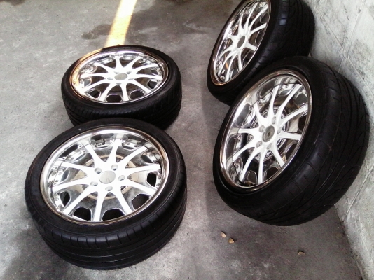 ล้อแม็ก 18นิ้ว 5รู114 พร้อมยาง สวยๆ 4 ล้อ ราคา 7990 บาท