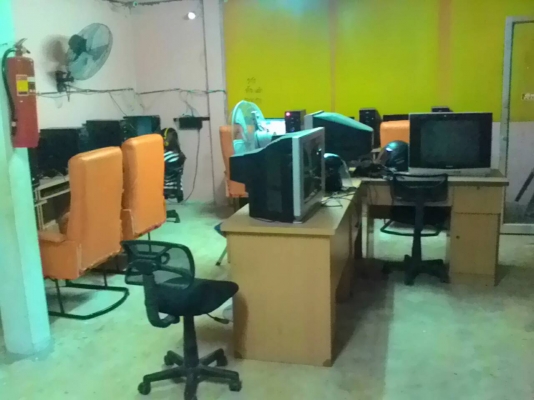 คอม11เครื่องขายยกร้านได้ทั้งหมดที่เห็นพร้อมไปติดตั้งให้ถึงบ้าน