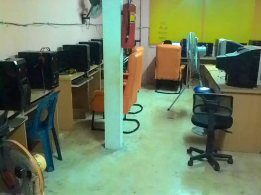 คอม11เครื่องขายยกร้านได้ทั้งหมดที่เห็นพร้อมไปติดตั้งให้ถึงบ้าน