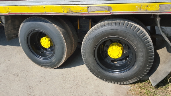 ขายหน้ายางเพลาเดียวช่วงล่างใหญ่เครื่อง175 เบรคจิฟฟีา คัทซีสวยมาก คานหน้าใหญ่ คานหลังเดิมเป็น2เพลาตอนเป็นเพลาเดียว