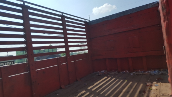 ขายหน้ายางเพลาเดียวช่วงล่างใหญ่เครื่อง175 เบรคจิฟฟีา คัทซีสวยมาก คานหน้าใหญ่ คานหลังเดิมเป็น2เพลาตอนเป็นเพลาเดียว