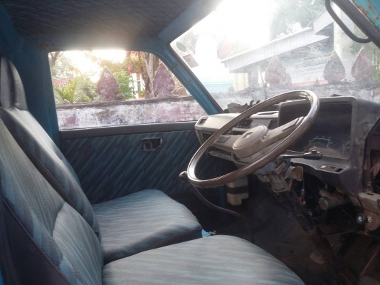 รถสี่ล้อ isuzu TL เครื่องลงเล่ม 74 แรง เครื่องดีไม่มีไอ คันซีสวย รถพร้อมใช้งาน เอกสารเล่มทะเบียนครบ ทะเบียน ม.79