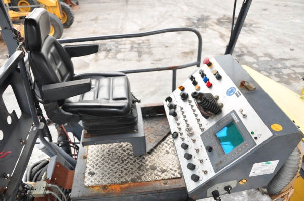 VOGELE  S1600-1  Y2005