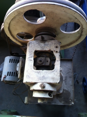 เครื่องปั้มคอม้า มอเตอร์ไฟฟ้า