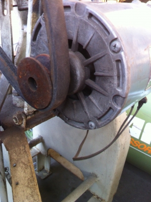 เครื่องปั้มคอม้า มอเตอร์ไฟฟ้า