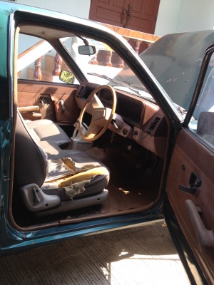 ขายรถกะบะอีสุสุเคบี   ราคาไม่แพง  เล่มพร้อมโอน