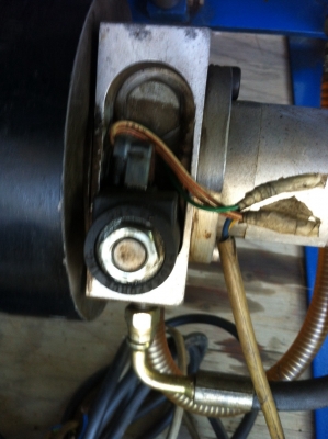 OKUTSU ไฮดรอลิคX ลิฟท์ญี่ปุ่น ไฟ 220Volt ยกหนัก800-900 กิโล ยกสูงสุดได้ 1 เมตร ลงต่ำสุดแบนราบ 6 นิ้ว เหล็กหนาญี่ปุ่น OKUTSU ไฮดรอลิคX ลิฟท์ญี่ปุ่น ไฟ 220Volt ยกหนัก800-900 กิโล ยกสูงสุดได้ 1 เมตร ลงต่ำสุดแบนราบ 6 นิ้ว เหล็กหนาญี่ปุ่น