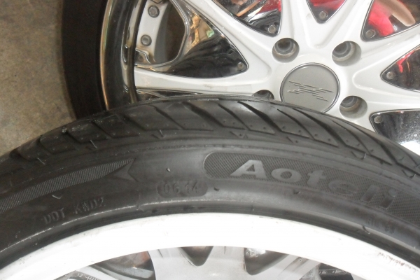 ล้อแม็ก18นิ้ว5รู114 พร้อมยาง สวยๆ 4 ล้อ ราคา 7990 บาท